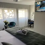 La Fabrique 3*