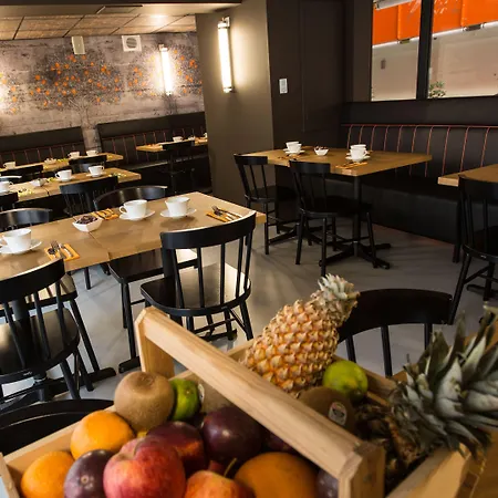 La Fabrique 3* لا روشيل