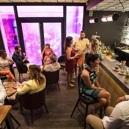 La Fabrique 3* لا روشيل