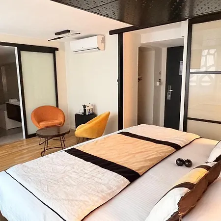 La Fabrique Hotel