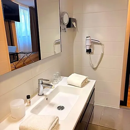 Hotel La Fabrique La Rochelle (Charente-Maritime)